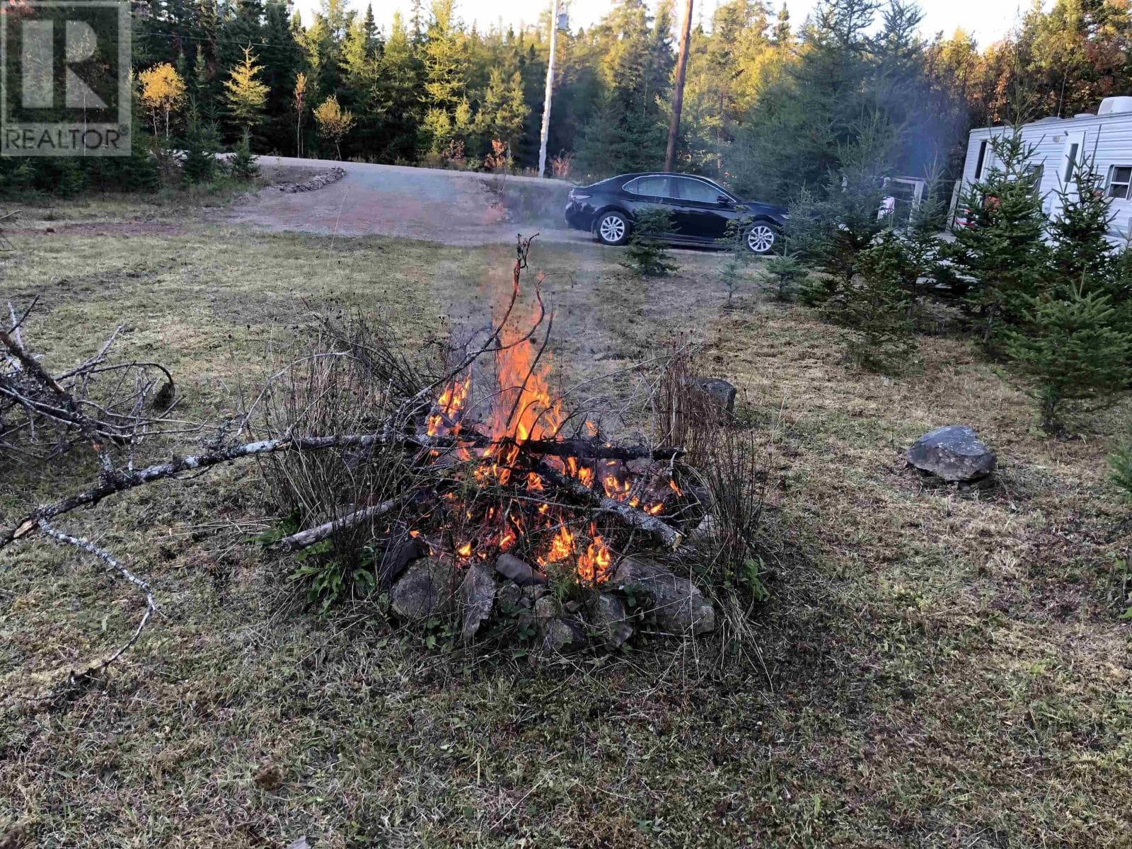Serviced lot with well and trailer at MacMillan Lake, photo 6