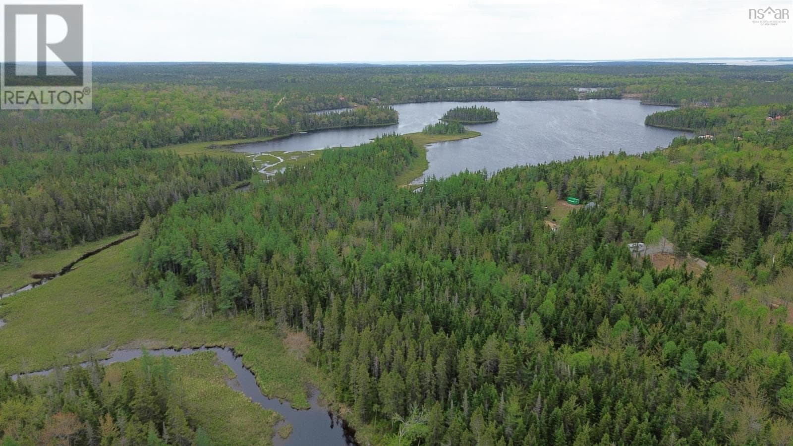 Serviced lot with well and trailer at MacMillan Lake, photo 9