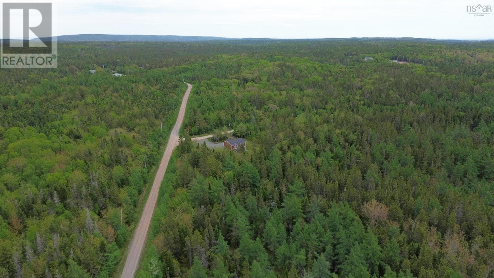 Serviced lot with well and trailer at MacMillan Lake, photo 10