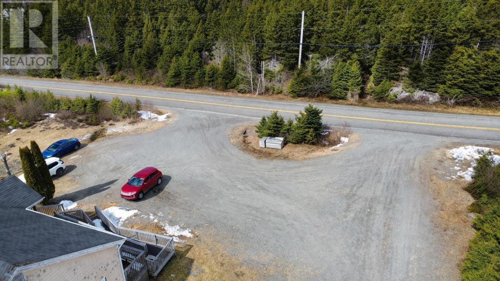 Fully tenanted five unit building in Grand River, photo 5