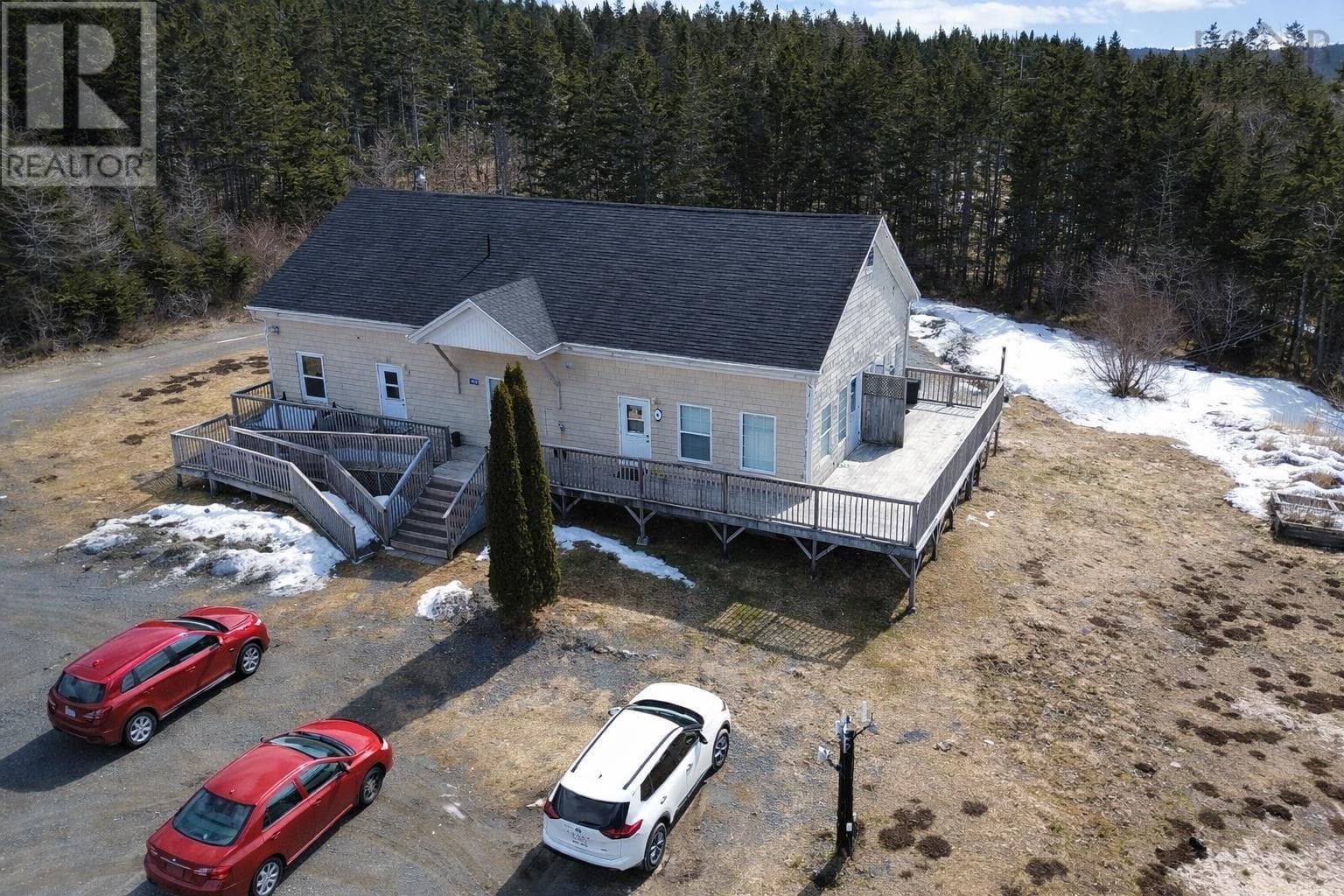 Fully tenanted five unit building in Grand River, photo 10