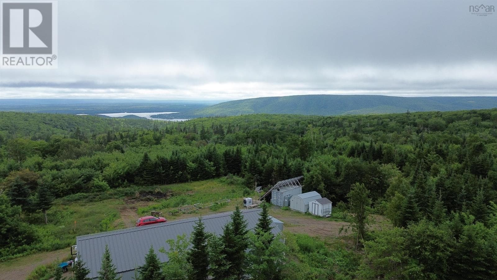 Off grid estate with five cottages near Whycocomagh, photo 10